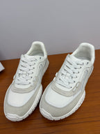 D-Sneakers