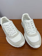 D-Sneakers