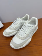 D-Sneakers