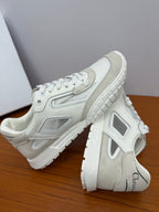 D-Sneakers