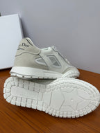 D-Sneakers