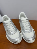 D-Sneakers