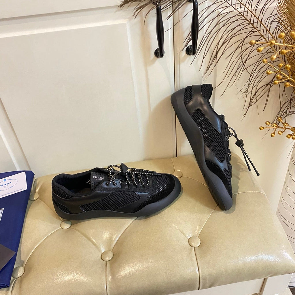 P-Sneakers