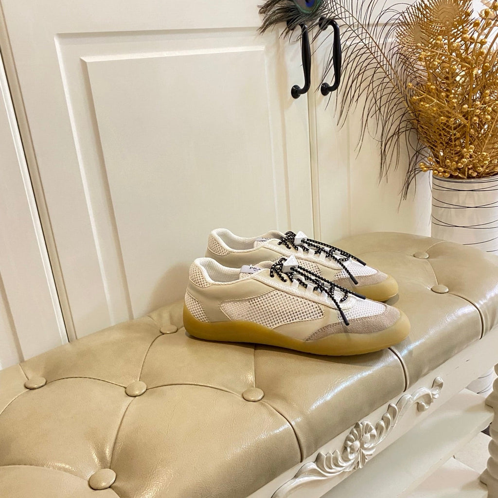 P-Sneakers