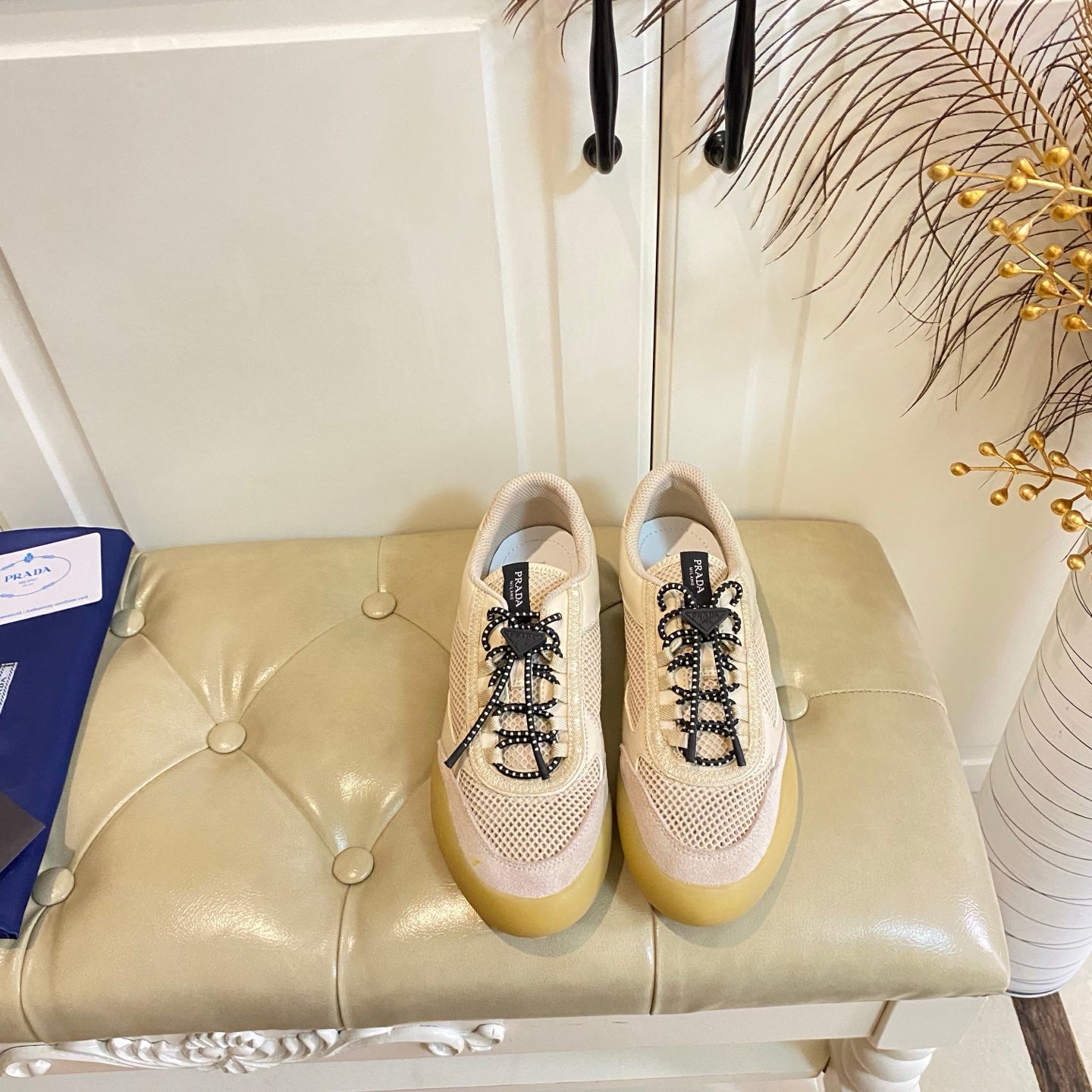 P-Sneakers