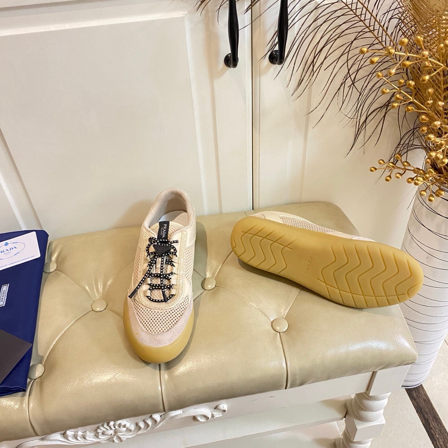 P-Sneakers