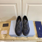 P-Sneakers