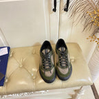 P-Sneakers