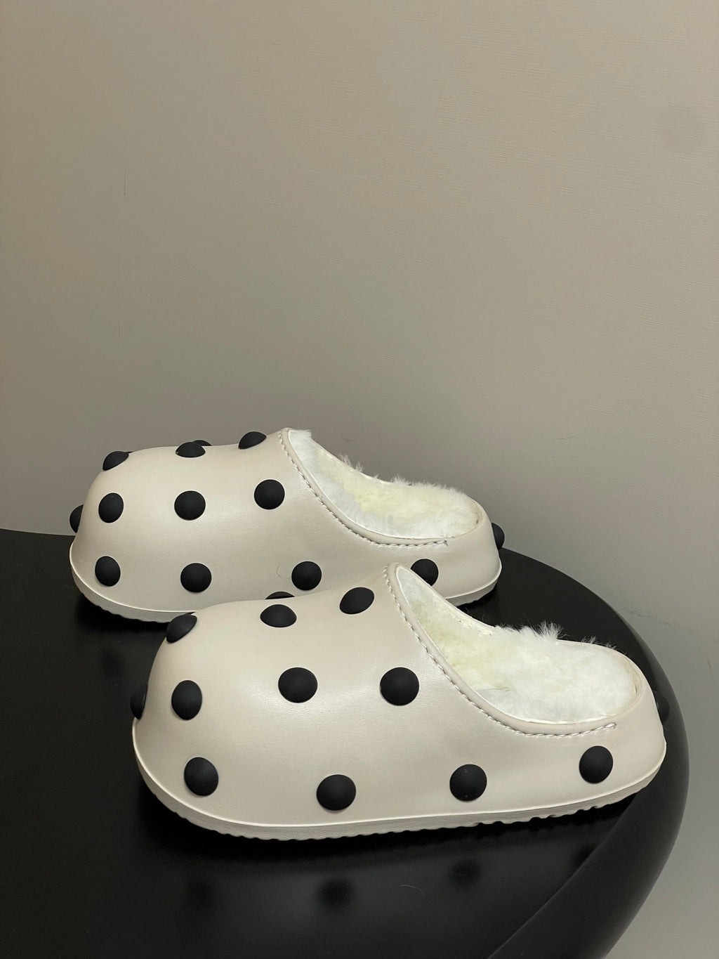 B-Sneakers