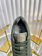 D-Sneakers