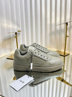 D-Sneakers
