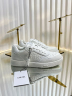 D-Sneakers