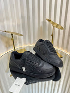 D-Sneakers