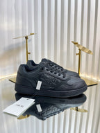 D-Sneakers