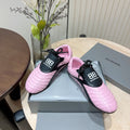 B-Sneakers
