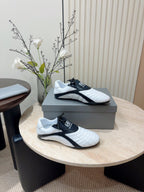 B-Sneakers
