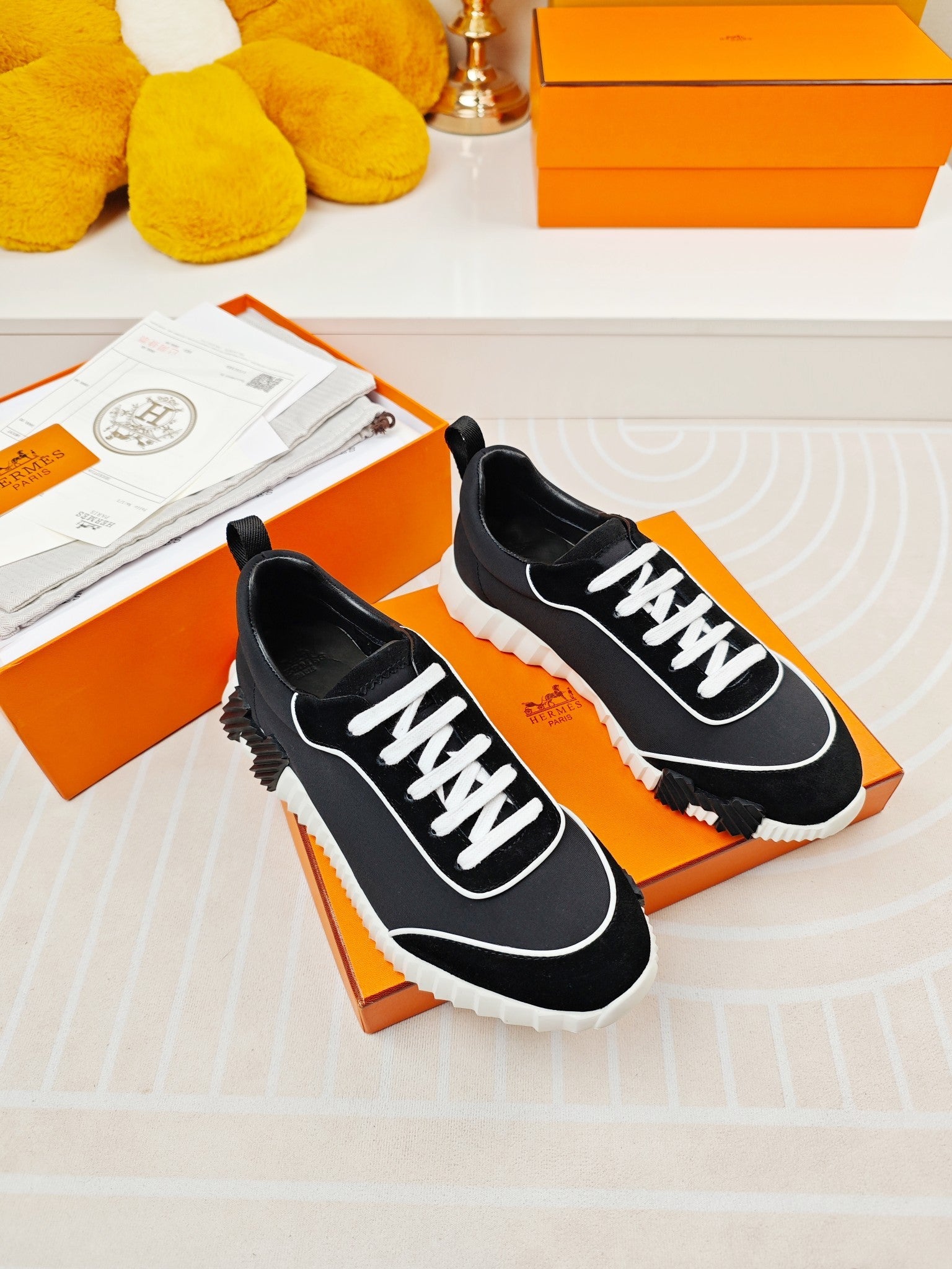 A-Sneakers