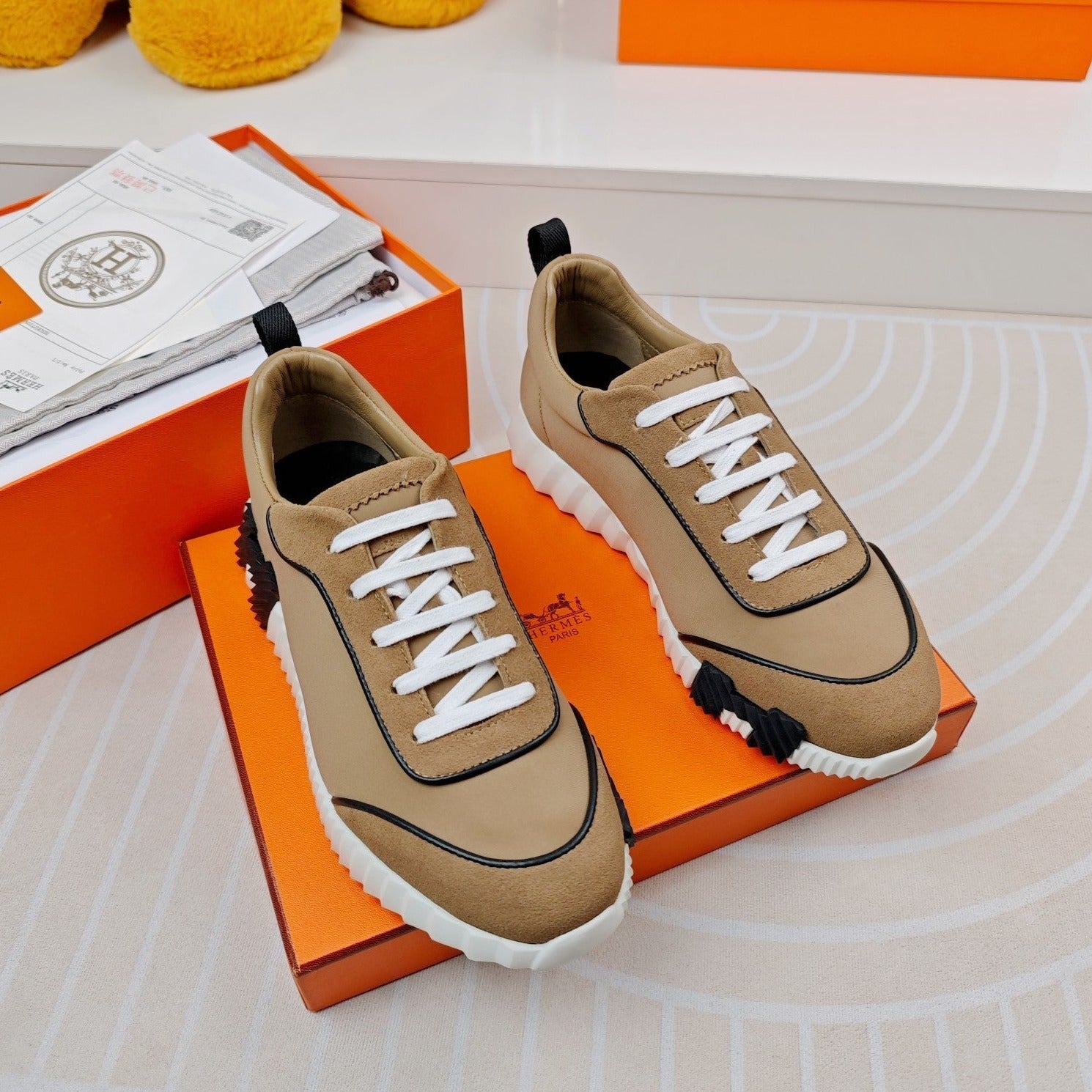 A-Sneakers