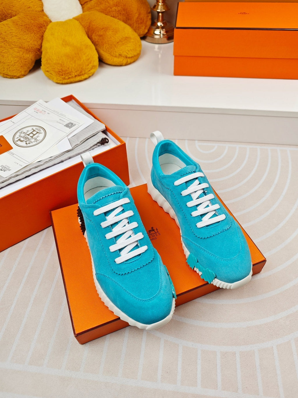 A-Sneakers