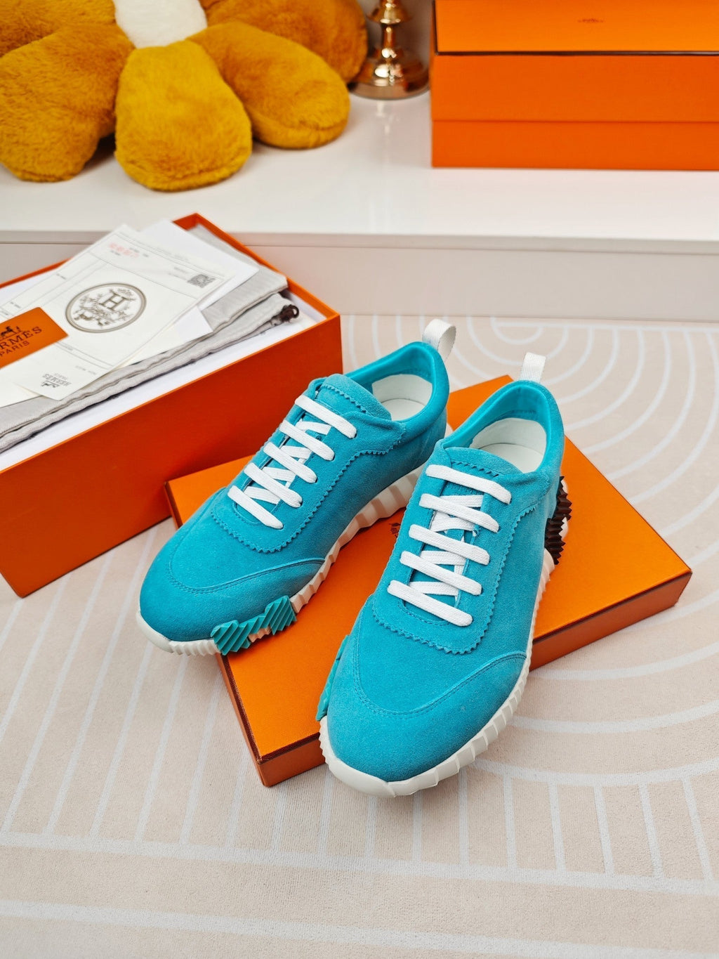 A-Sneakers
