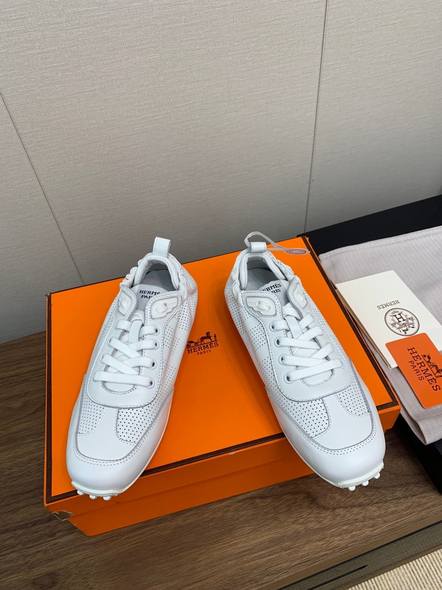 A-Sneakers