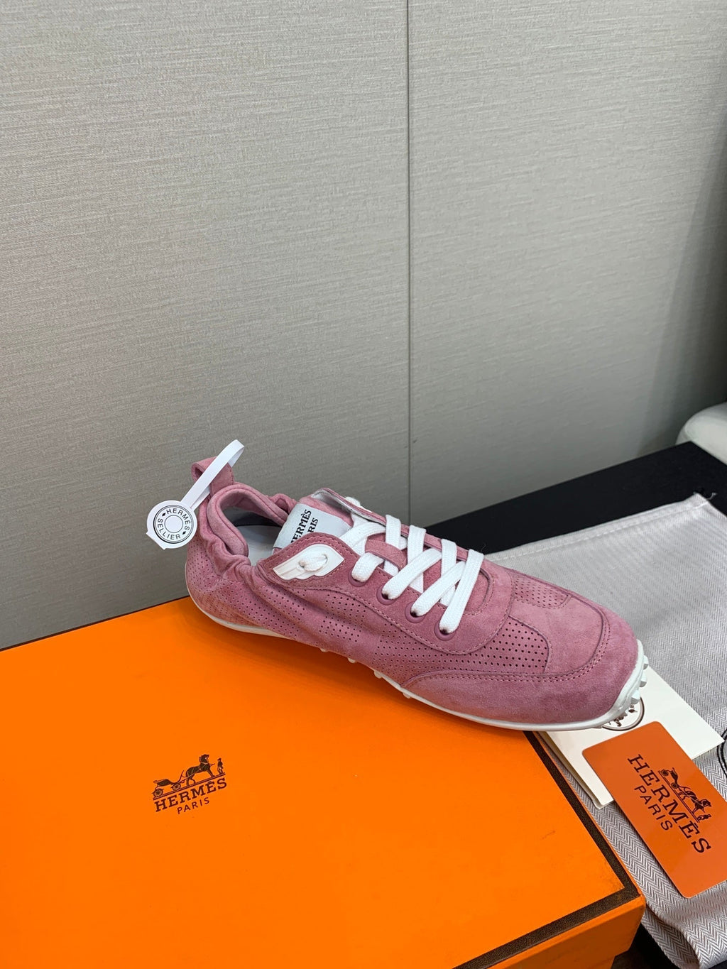A-Sneakers