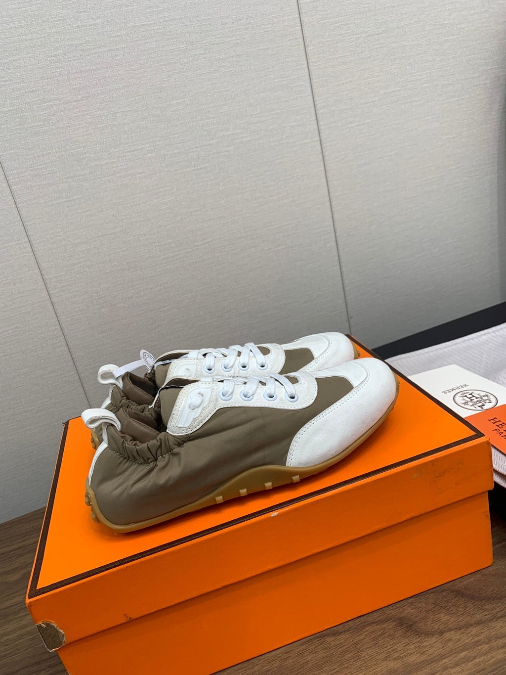 A-Sneakers