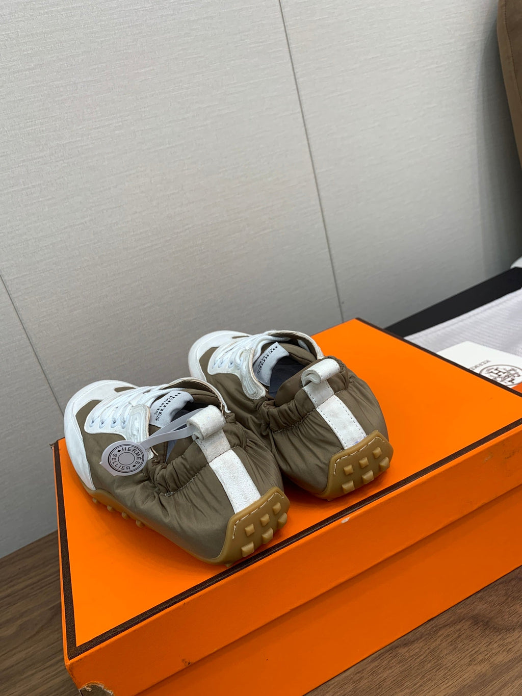 A-Sneakers