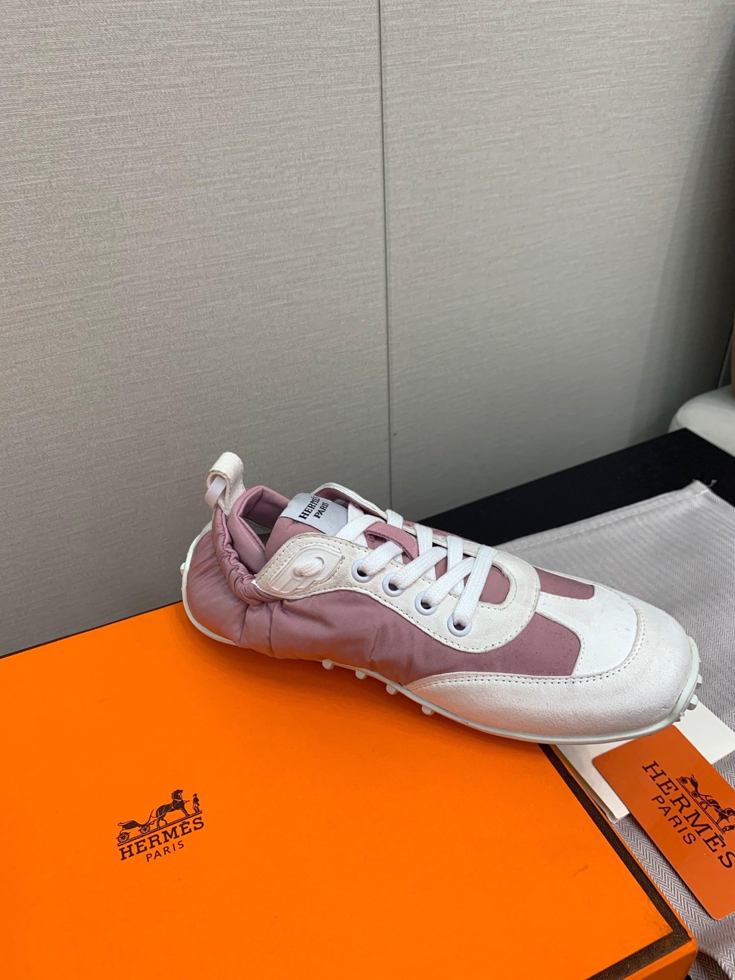 A-Sneakers