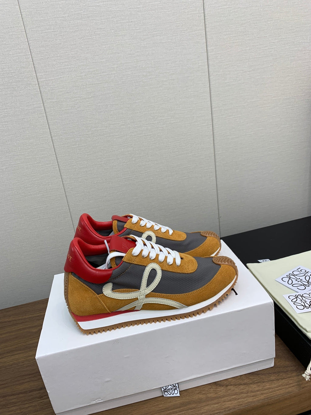 L2-Sneakers