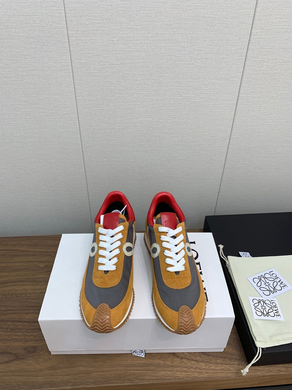 L2-Sneakers