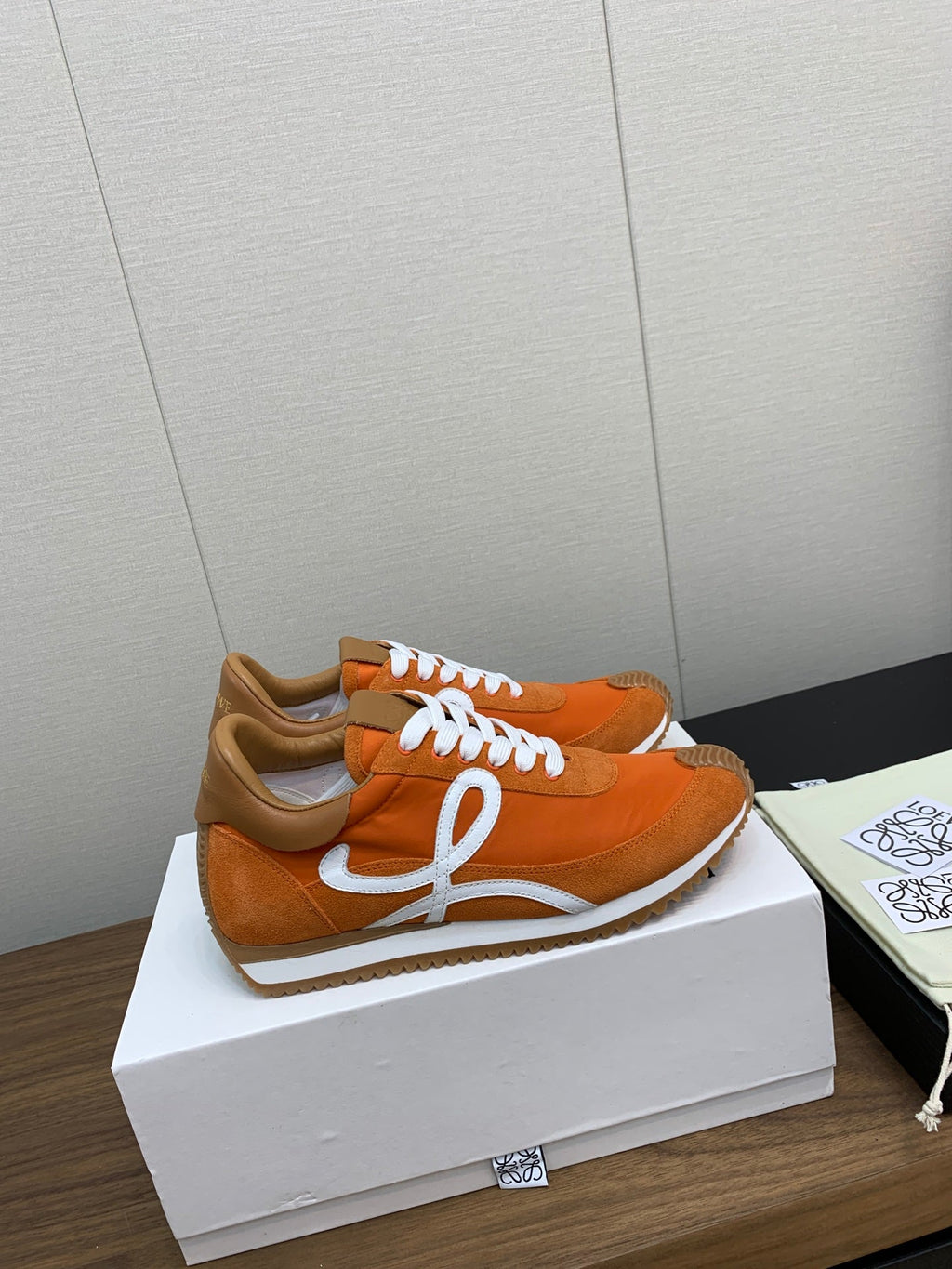 L2-Sneakers
