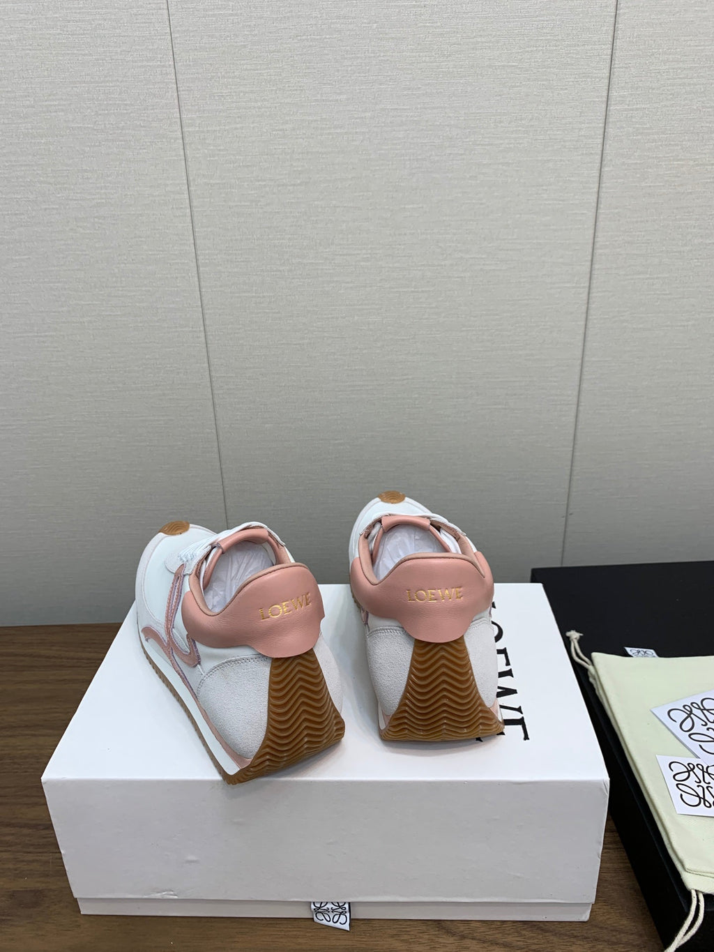 L2-Sneakers