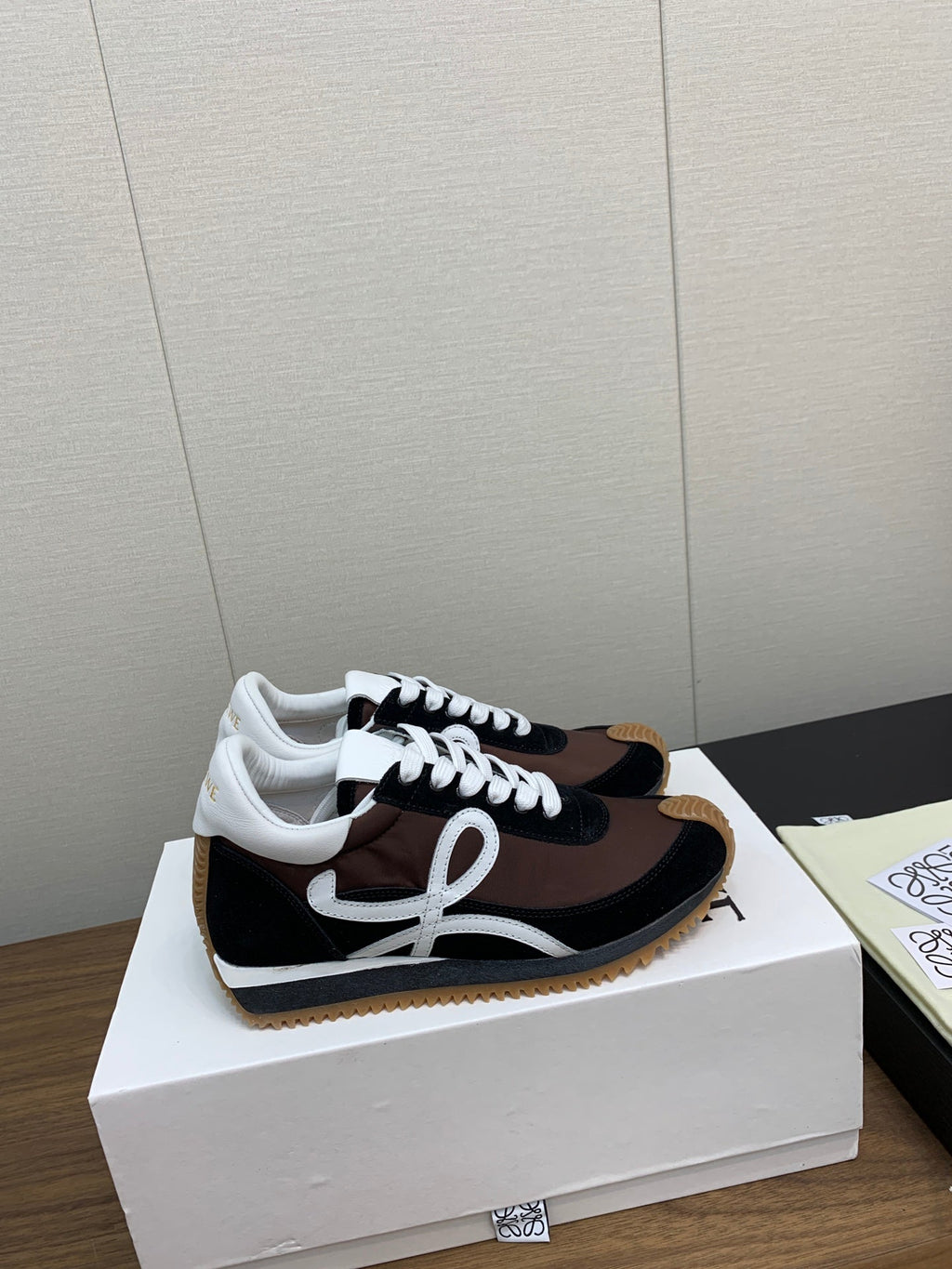 L2-Sneakers