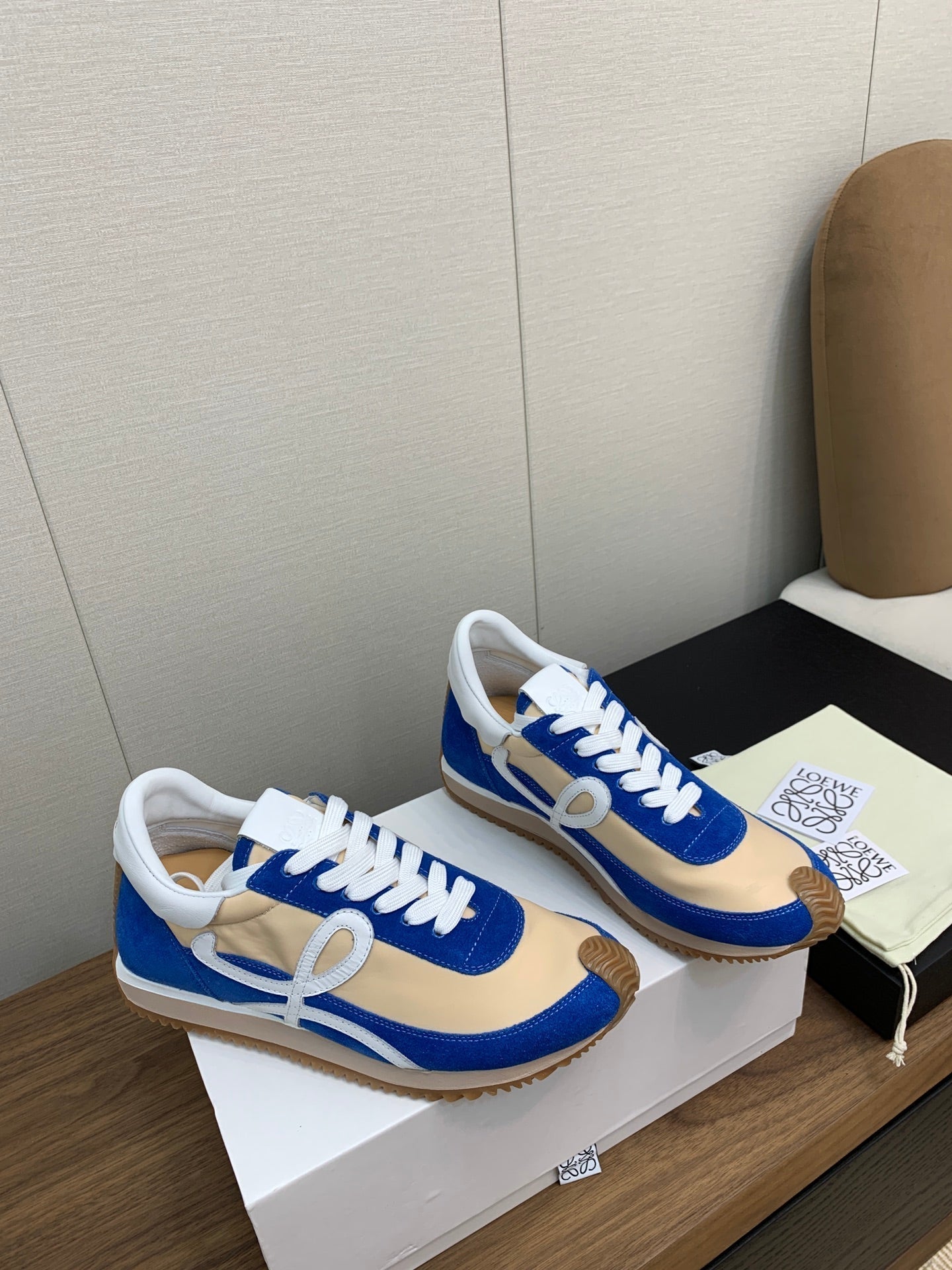 L2-Sneakers
