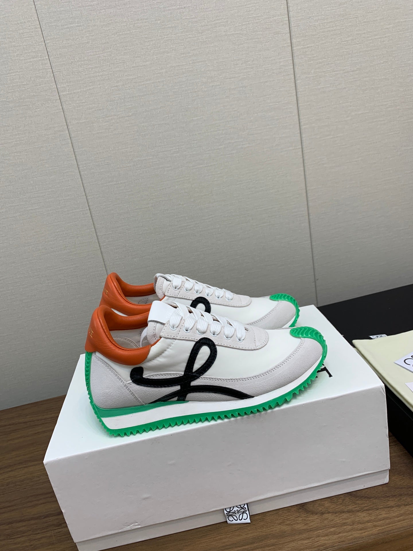 L2-Sneakers