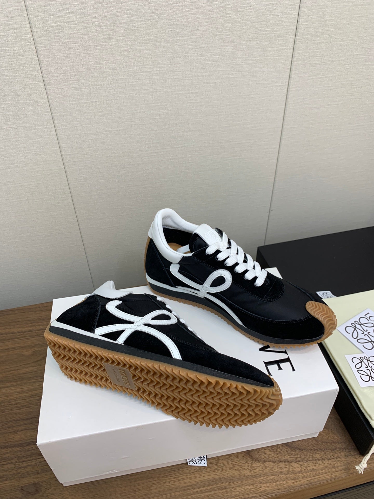 L2-Sneakers