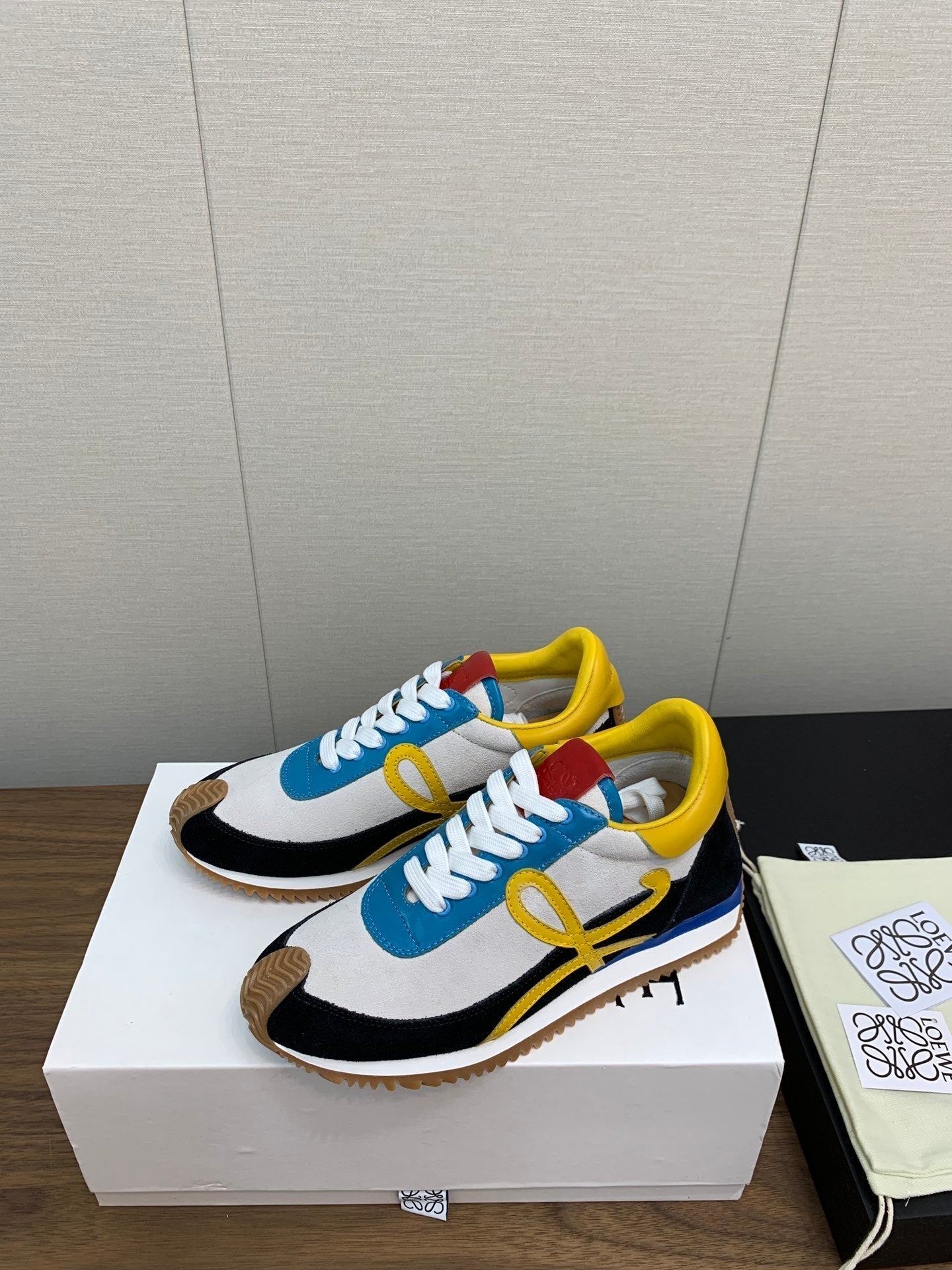 L2-Sneakers