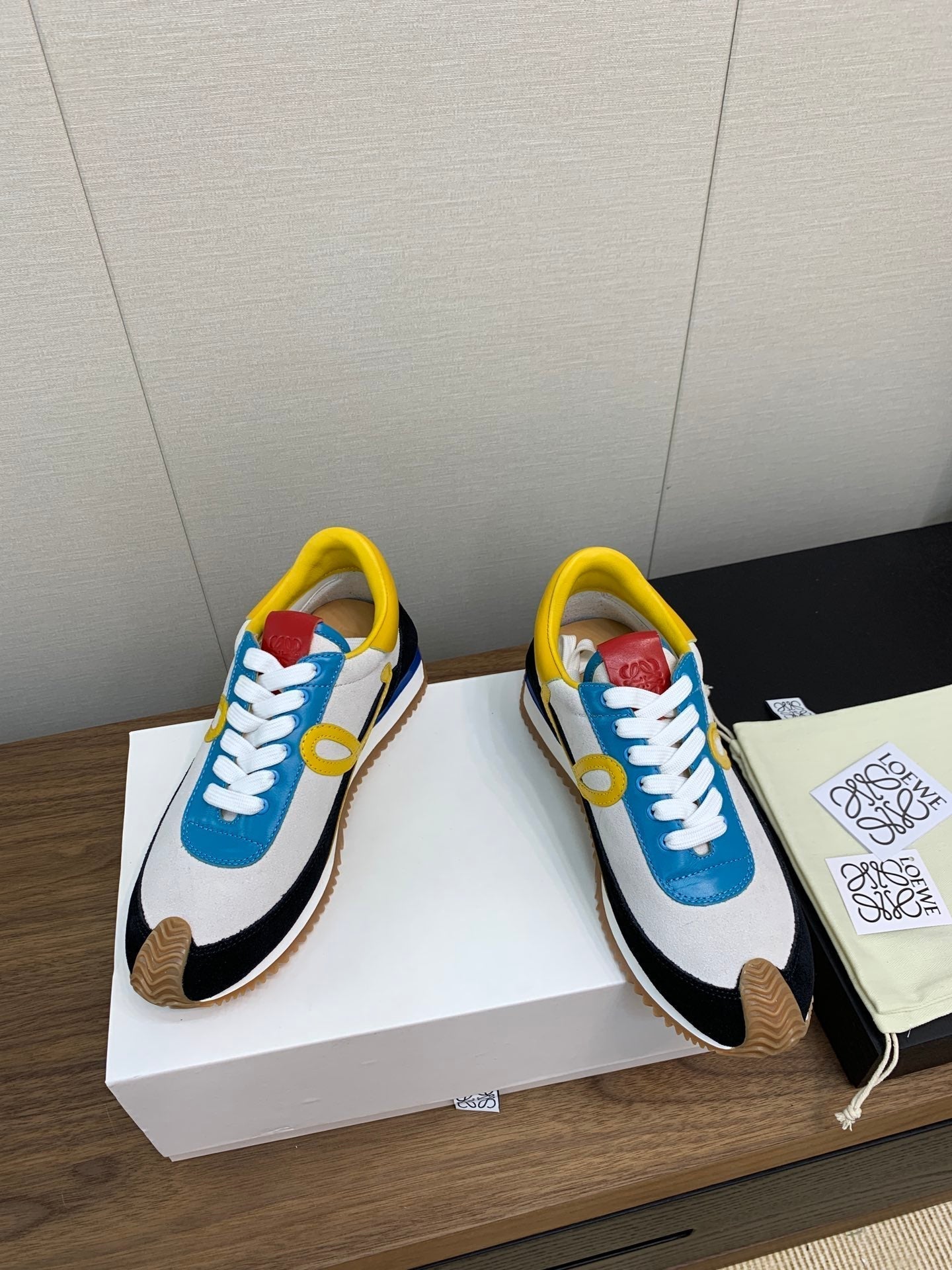 L2-Sneakers