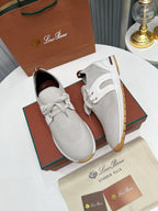 L-Sneakers