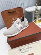 L-Sneakers