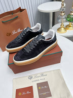 L-Sneakers