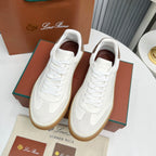 L-Sneakers