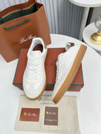 L-Sneakers