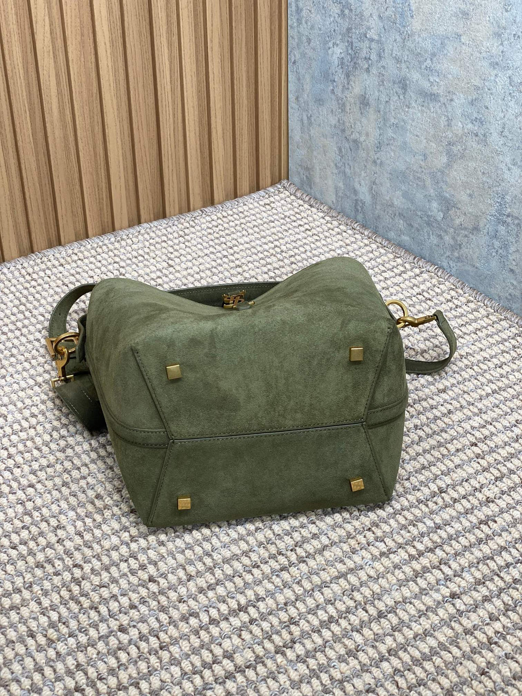 Y-Mixed Bag