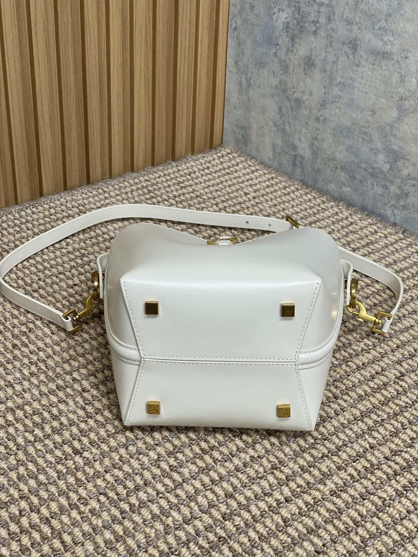 Y-Mixed Bag