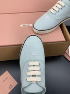 M-Sneakers