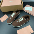 M-Sneakers