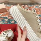 M-Sneakers