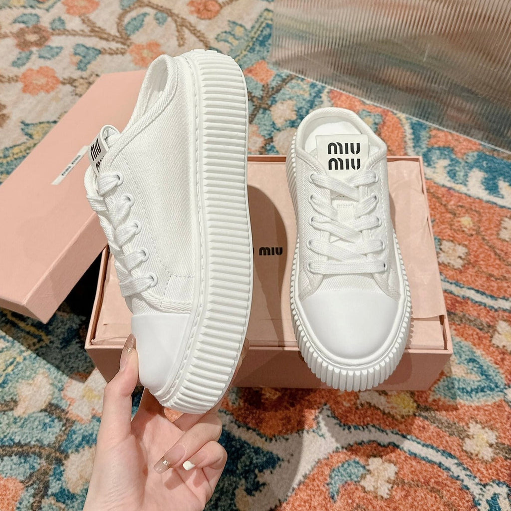 M-Sneakers